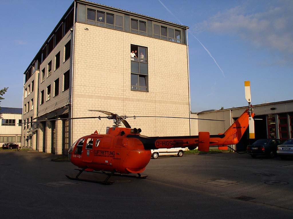 Landung auf der Feuerwache 1 der Berufsfeuerwehr Duisburg
